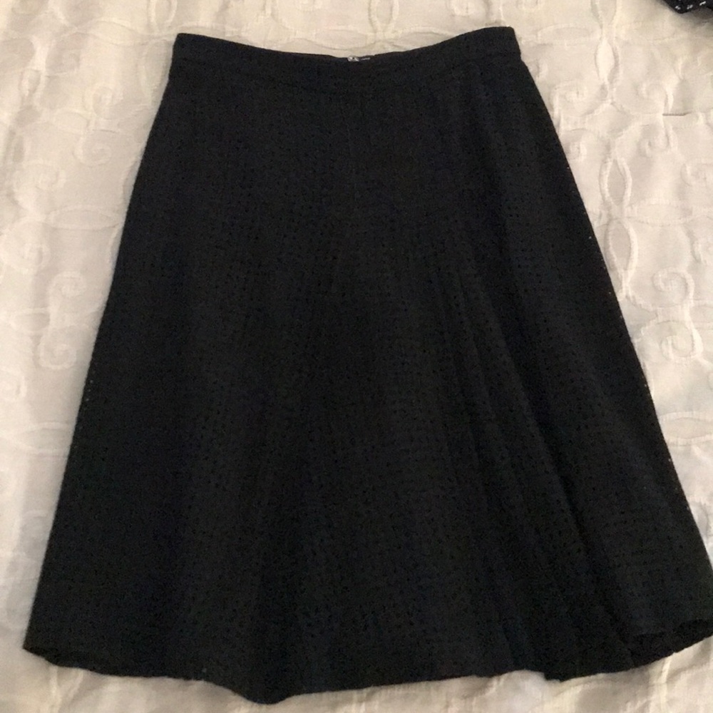 Akris knee-length black pleat skirt size 6